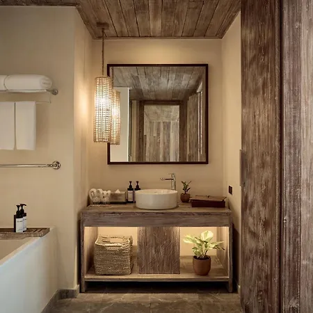 Dinso Resort & Villas Phuket, Vignette Collection By Ihg Patong Exterior photo Bathroom