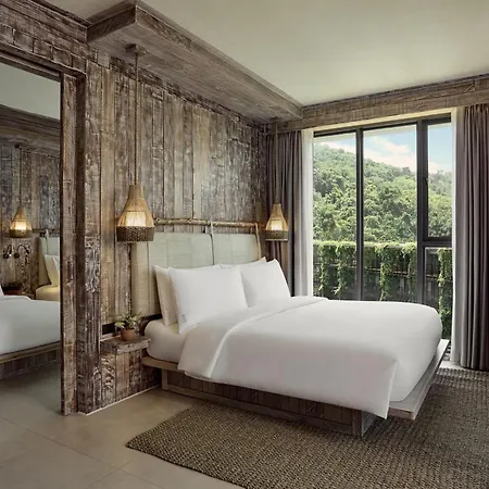 Dinso Resort & Villas Phuket, Vignette Collection By Ihg Patong Exterior photo Deluxe Room