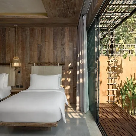 Dinso Resort & Villas Phuket, Vignette Collection By Ihg Patong Exterior photo Deluxe Pool Access