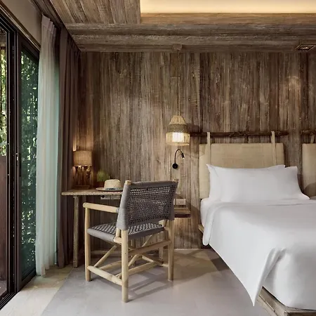 Dinso Resort & Villas Phuket, Vignette Collection By Ihg Patong Exterior photo Deluxe Room